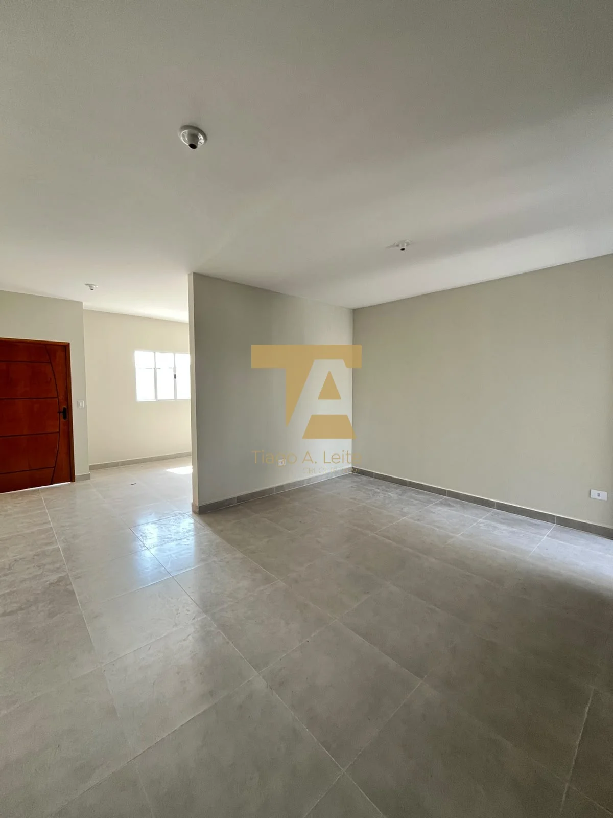 Casa à Venda no Portal dos Eucaliptos em Pindamonhangaba | 74m² | 2 Quartos (1 Suíte) — foto 2