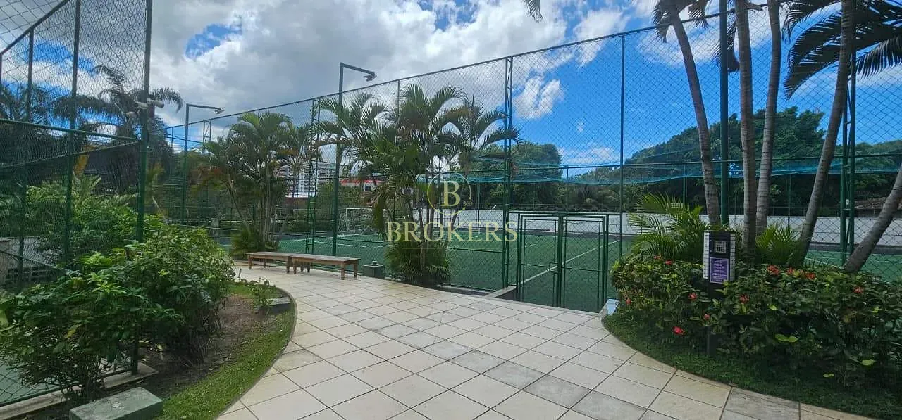 Oportunidade - Avenida Embaixador Abelardo Bueno - Barra Olímpica. Varanda, 2 quartos sendo 1 suíte