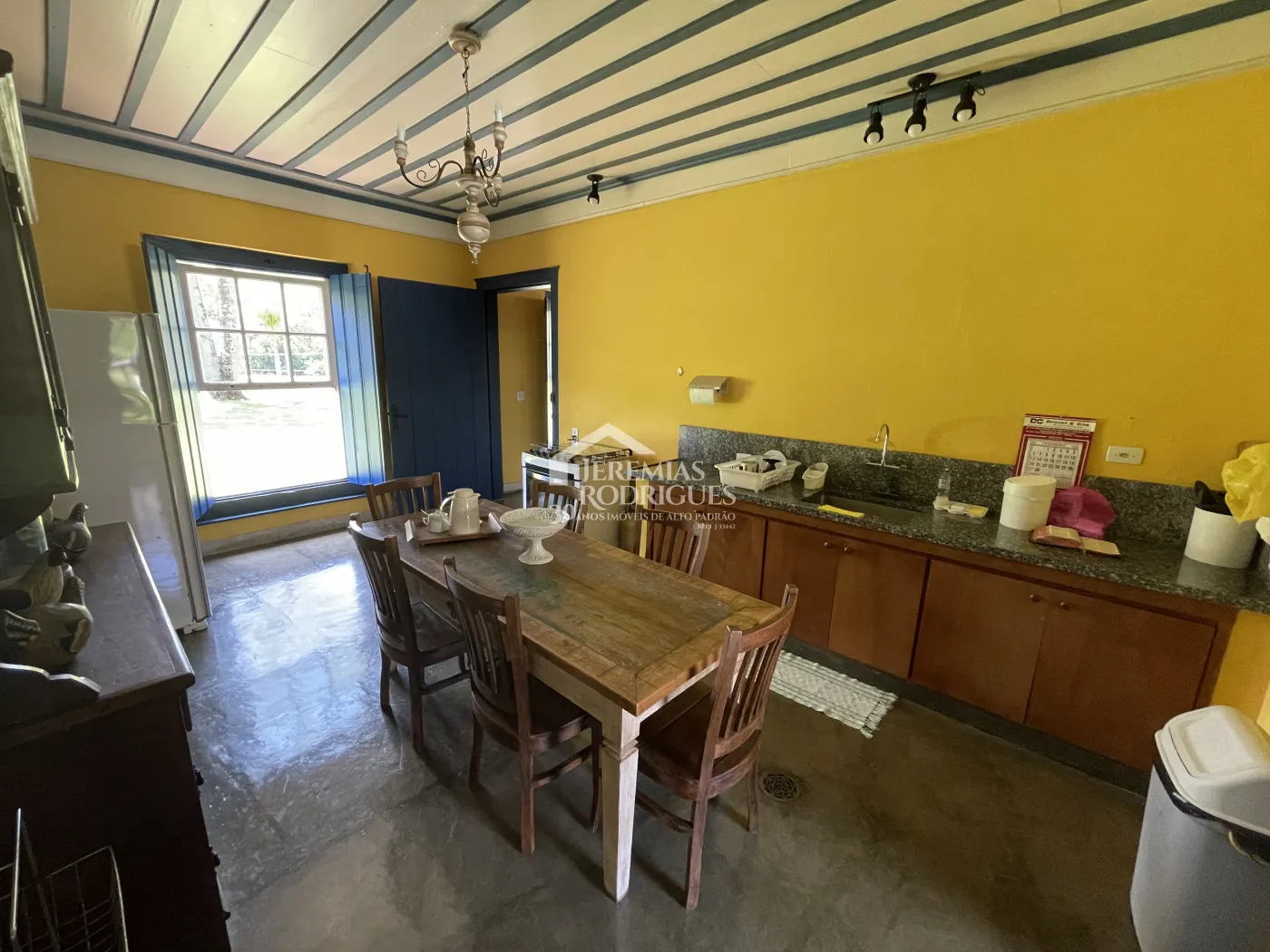 Fazenda com 12 dormitórios - Taubaté/SP