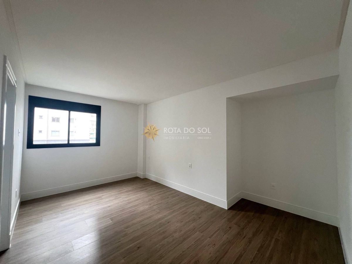 Fiori Del Mare Apartamento 3 Suítes Meia Praia Itapema SC