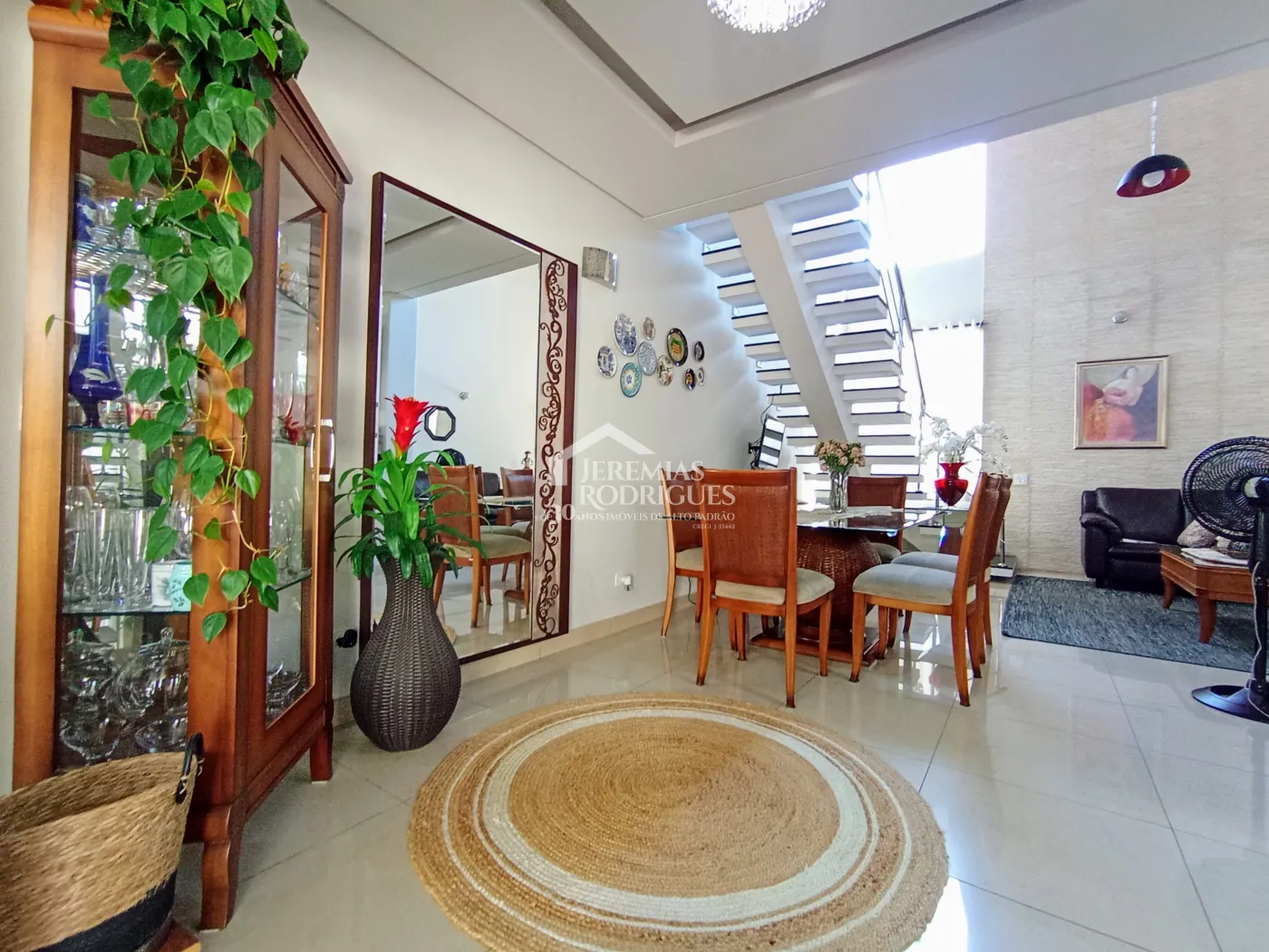 Casa para venda com 3 dormitórios no Condomínio Campos Do Conde II Versailles em Tremembé/SP