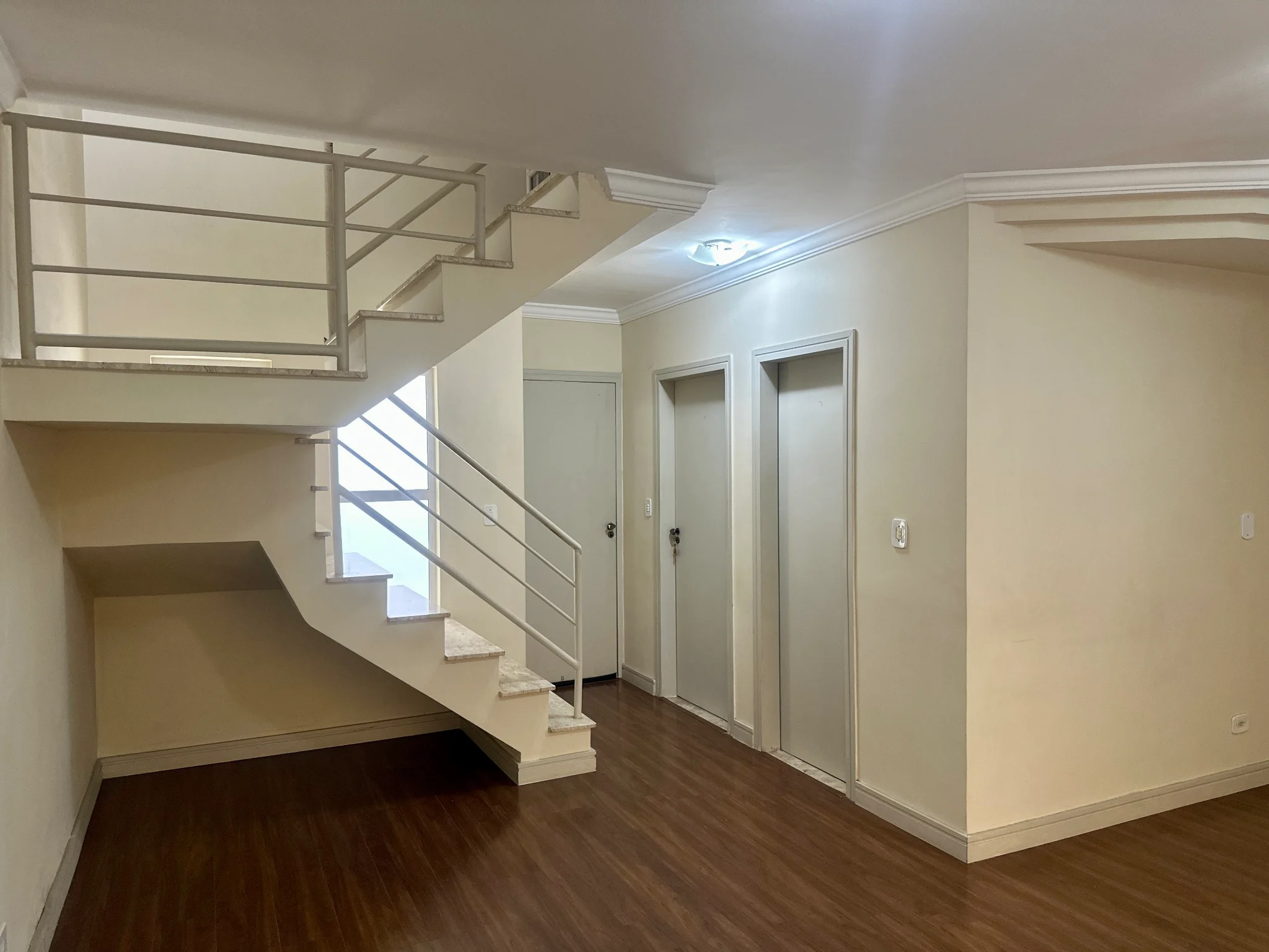 Casa com 3 dormitórios disponível para locação no Condomínio Bosque dos Pássaros em Tremembé/SP