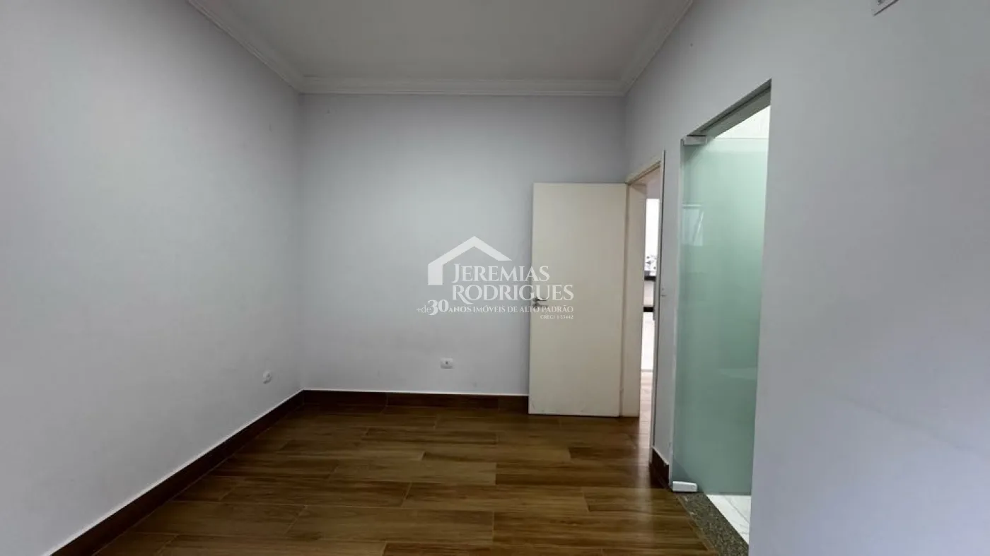 Casa para venda com 3 suítes no Condomínio Reserva dos Lagos em Pindamonhangaba/SP