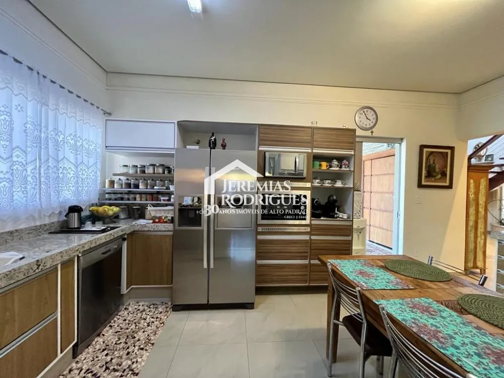 Casa com 4 quartos, 420 m² - Condomínio Portal do Sol - Taubaté/SP
