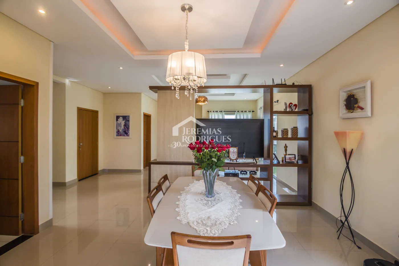 Casa com 4 dormitórios, 295 m² - Condomínio Reserva dos Lagos - Pindamonhangaba/SP