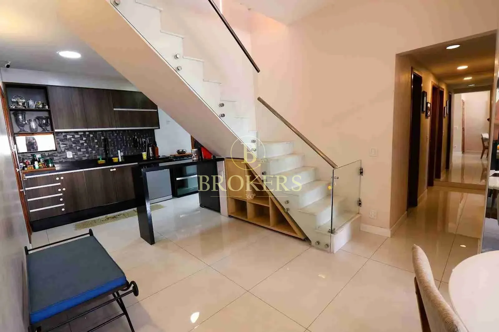 Cobertura modernizada à venda na Rua Barata Ribeiro - Copacabana. 4 quartos, terraço gourmet, vista — foto 1