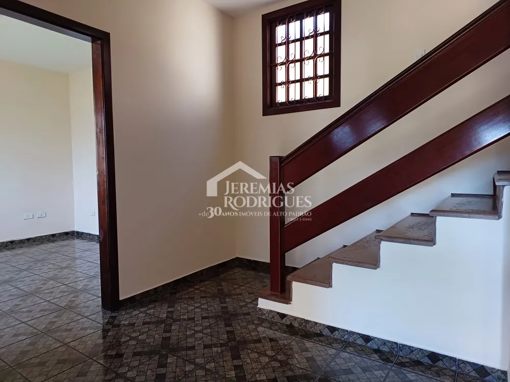 Casa com 3 quartos, 223 m², venda por R$670.000 - Campo Alegre - Pindamonhangaba/SP