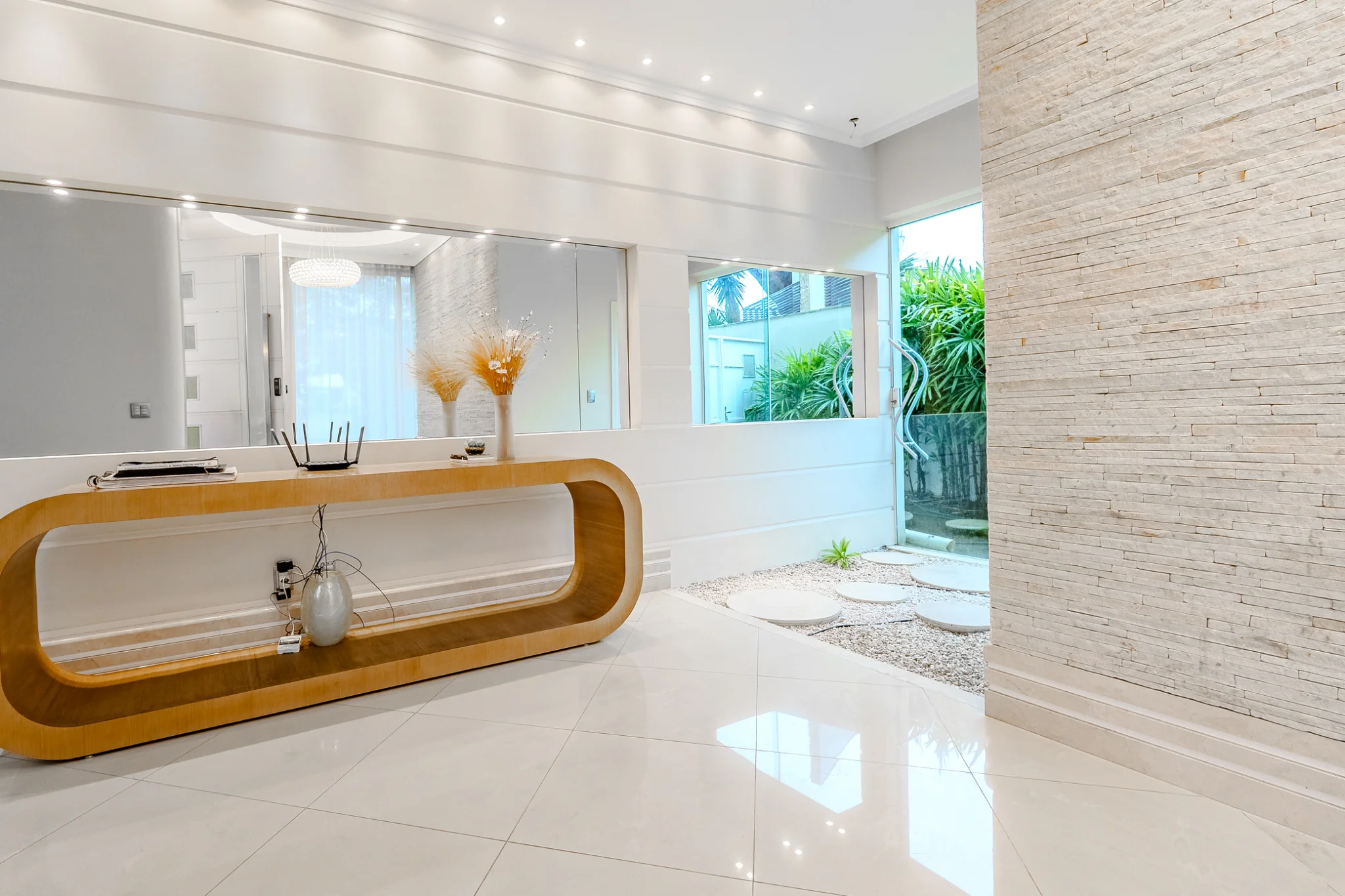 Casa à venda com 3 dormitórios no Campos do Conde III em Tremembé/SP. 