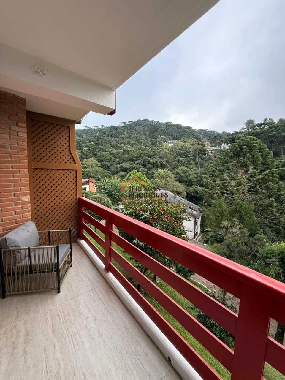Apartamento à venda no Condomínio Cortina D'Ampezzo em Campos do Jordão/SP. — foto 22