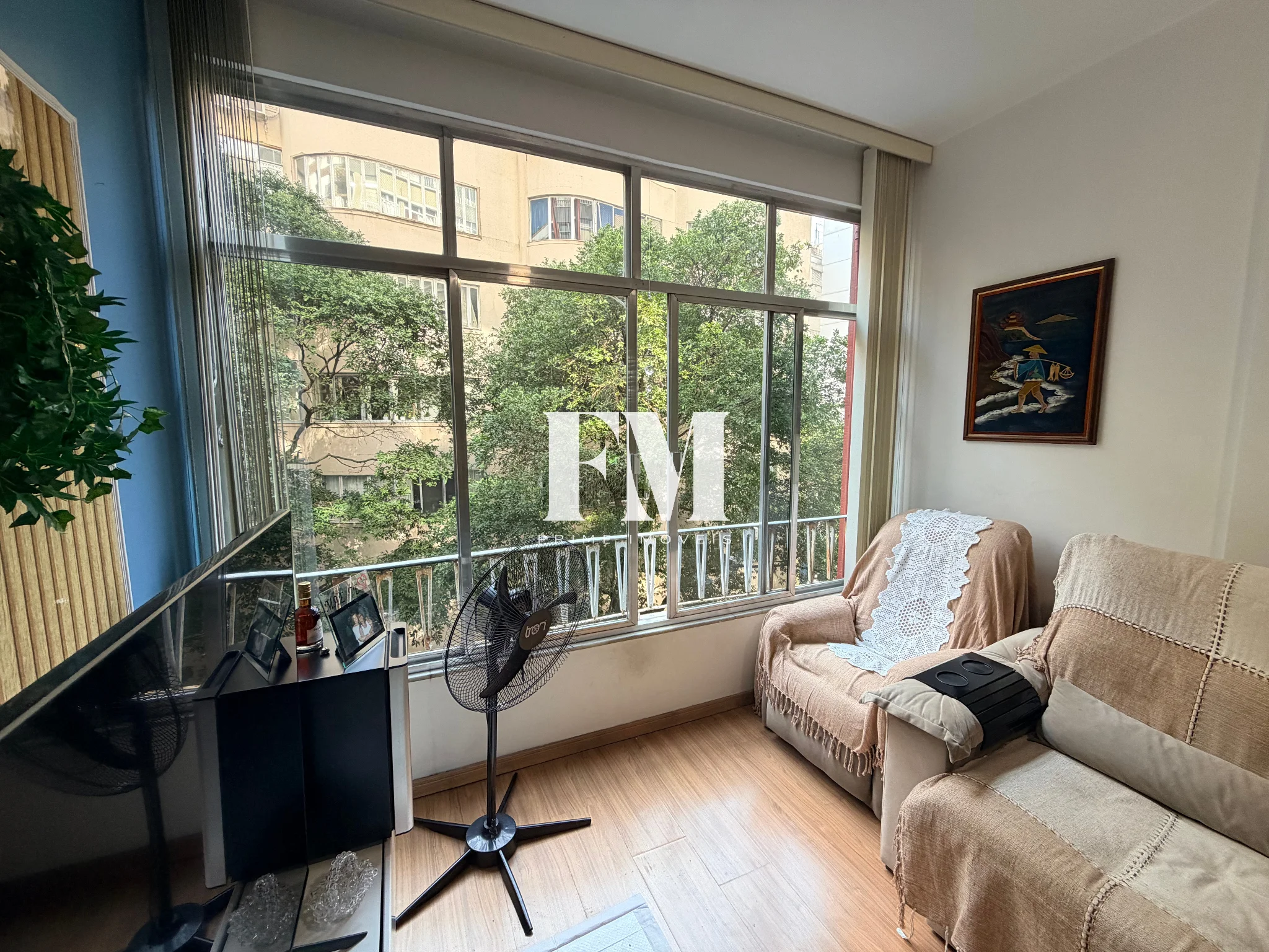 Apartamento à venda de 3 quartos com charme e praticidade a passos do metrô e da praia em Copacaban - foto 3