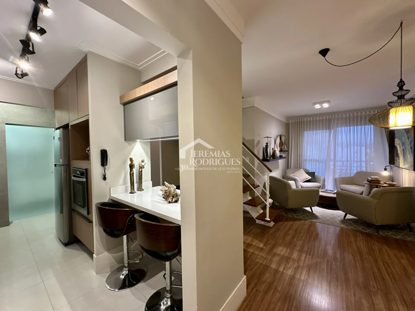 Apartamento com 2 dormitórios, 171 m² - Edifício Solar dos Juritis - Taubaté/SP.