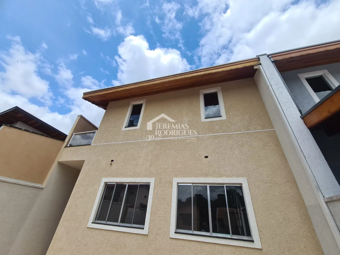 Casa com 3 dormitórios, 154 m² - Condomínio Parque Esperança - Taubaté/SP.
