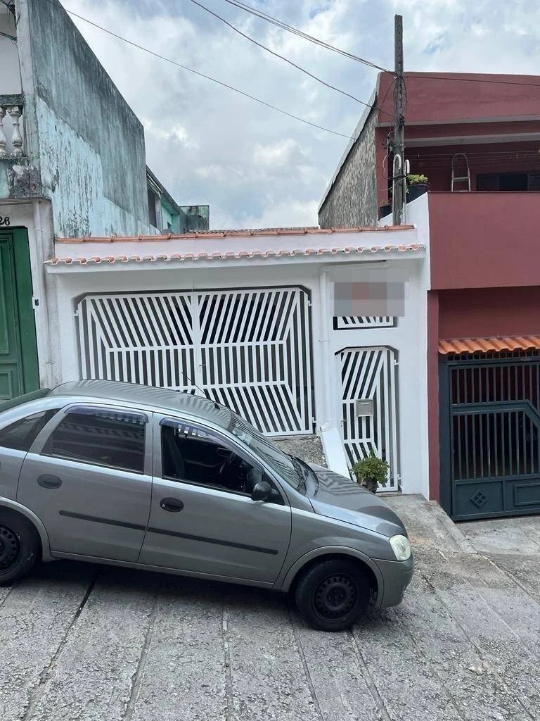 Casa GRANDE, 153m², Térrea com 03 quartos, 02 Vagas de Garagem Coberta, para locação no Jardim Ipê 4, São Bernardo do Campo - SP