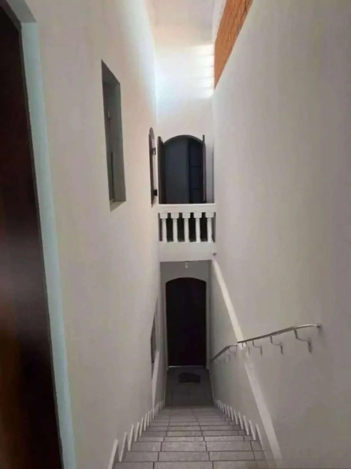 Casa GRANDE, 153m², Térrea com 03 quartos, 02 Vagas de Garagem Coberta, para locação no Jardim Ipê 4, São Bernardo do Campo - SP