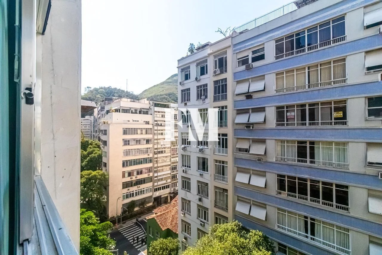 Copacabana! Magnífico Duplex Reformado de 156m² com 2 Vagas na Rua Miguel Lemos - foto 8