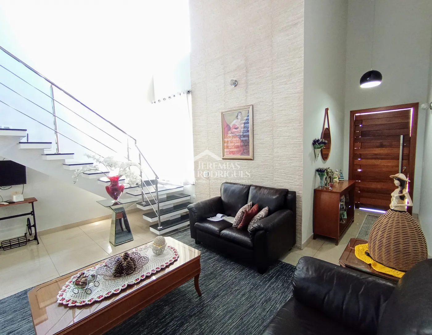 Casa para venda com 3 dormitórios no Condomínio Campos Do Conde II Versailles em Tremembé/SP