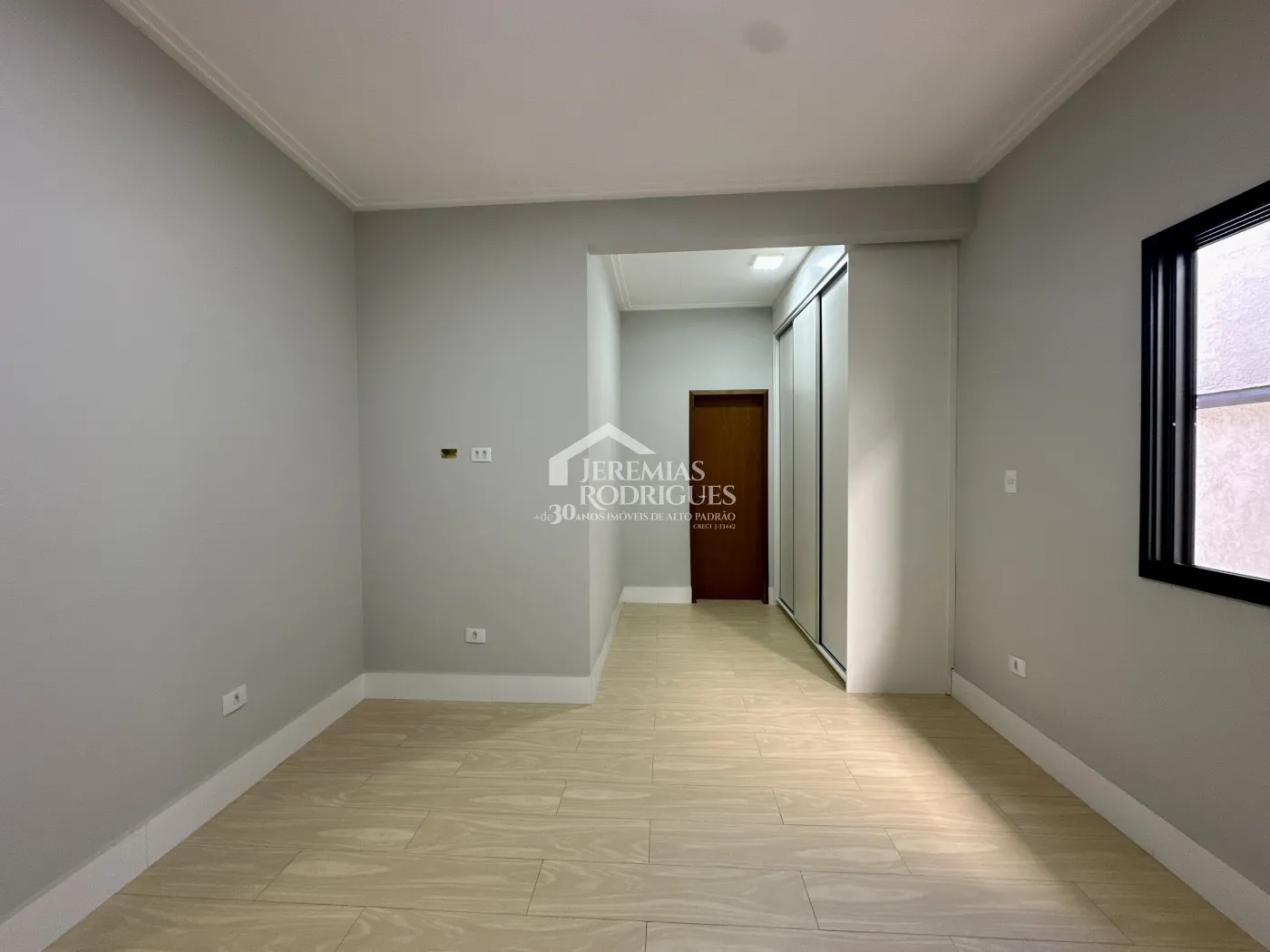 Casa para locação com 3 dormitórios no Condomínio Parque das Araucárias em Tremembé/SP