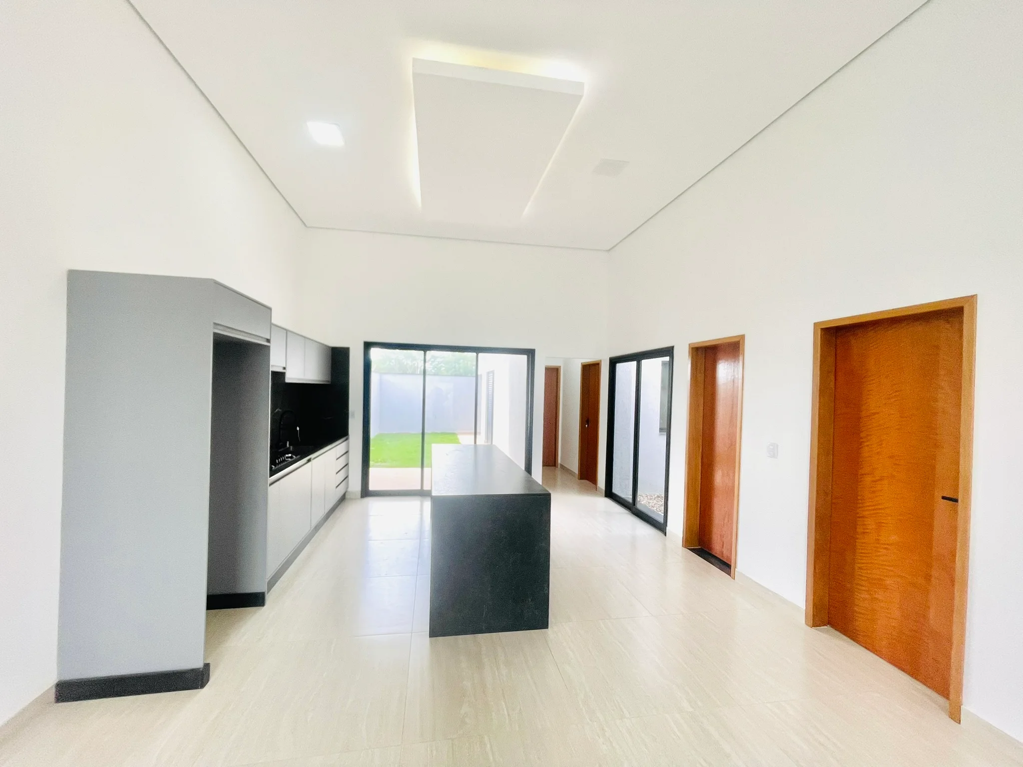 Casa para venda e locação, com 3 dormitórios no Condomínio Vila Romana em Pindamonhangaba/SP