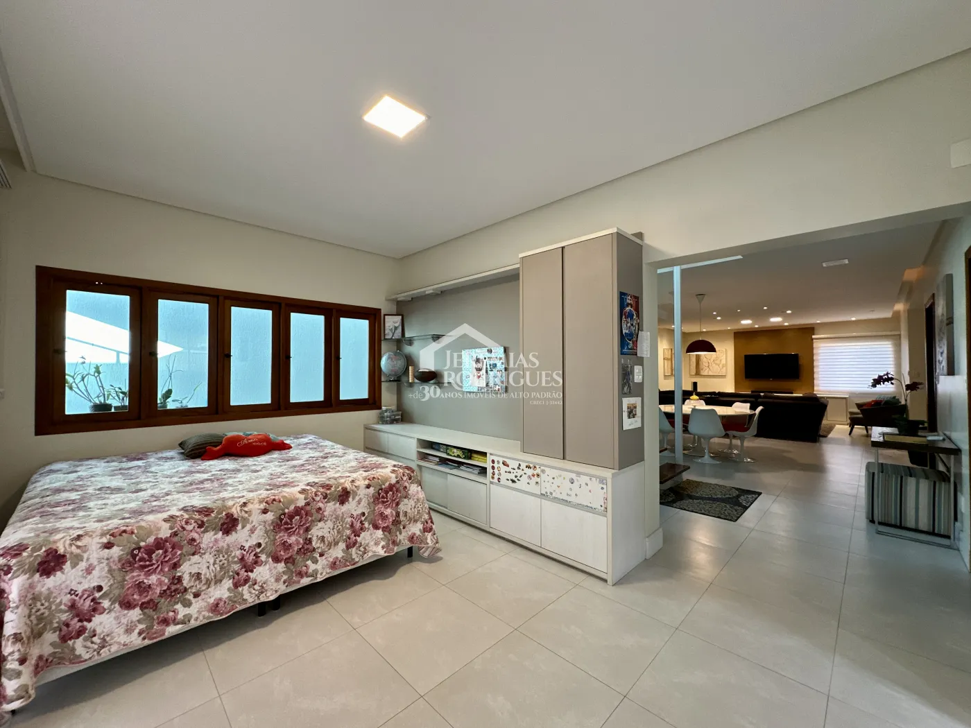 Casa com 3 suítes, 386 m² - Condomínio Taubaté Village - Taubaté/SP