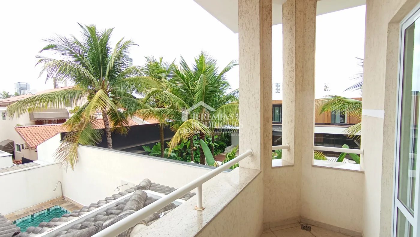 Casa à venda com 5 dormitórios no Condomínio Taubaté Village em Taubaté/SP.
