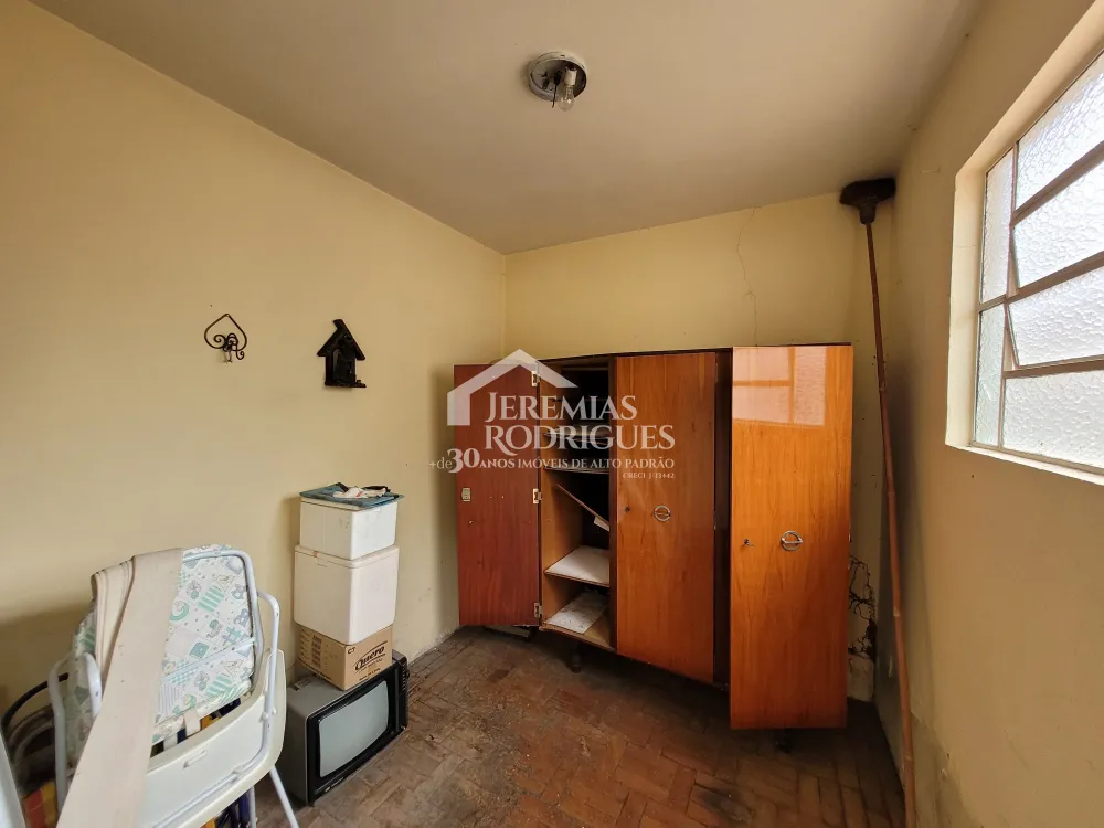 Casa com 3 quartos, 260 m², venda por R$ 1.050.000- Jardim Maria Augusta - Taubaté/SP