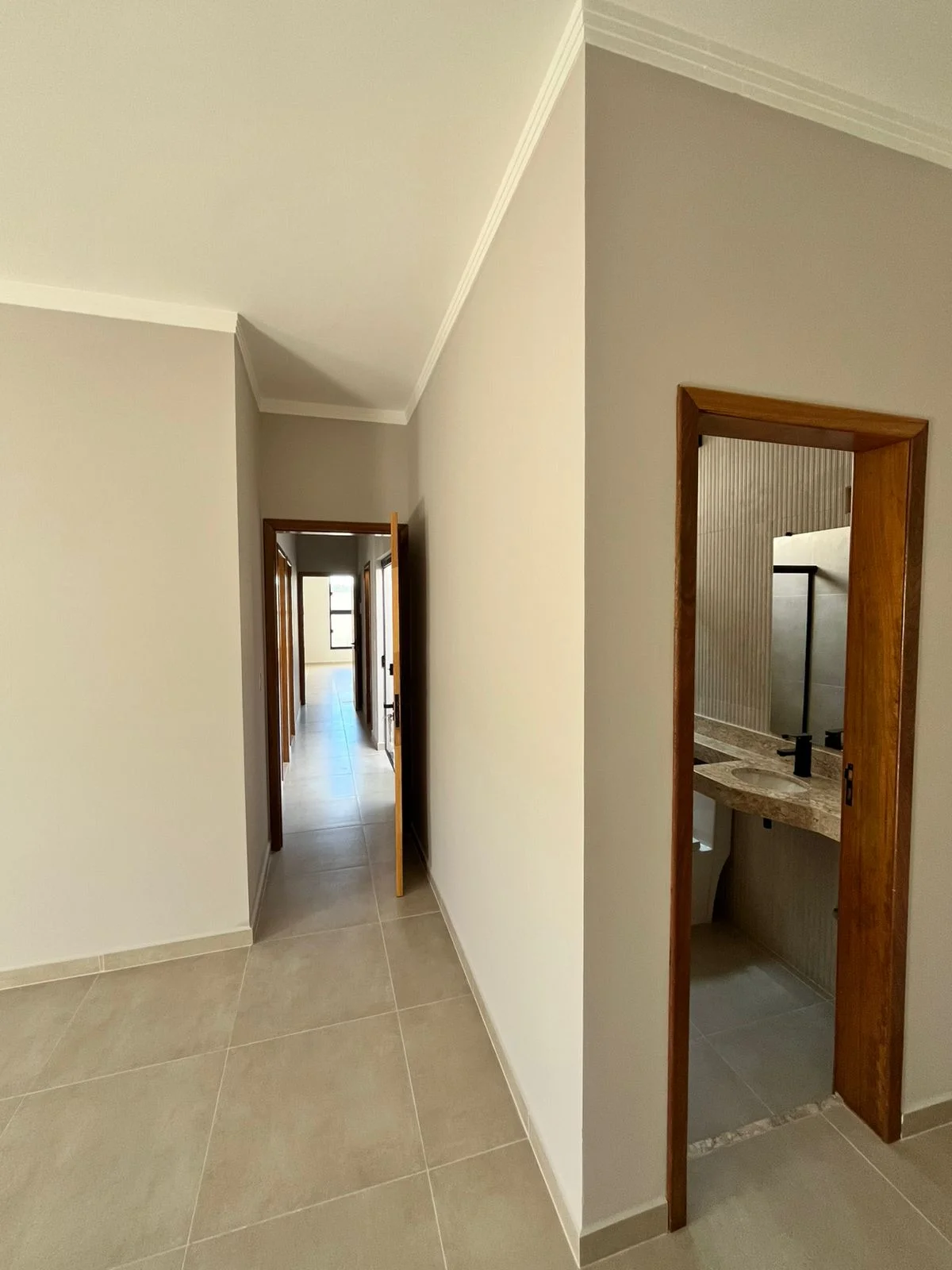 Casa à venda no Santa Clara – 3 quartos, suíte, área gourmet | Pindamonhangaba