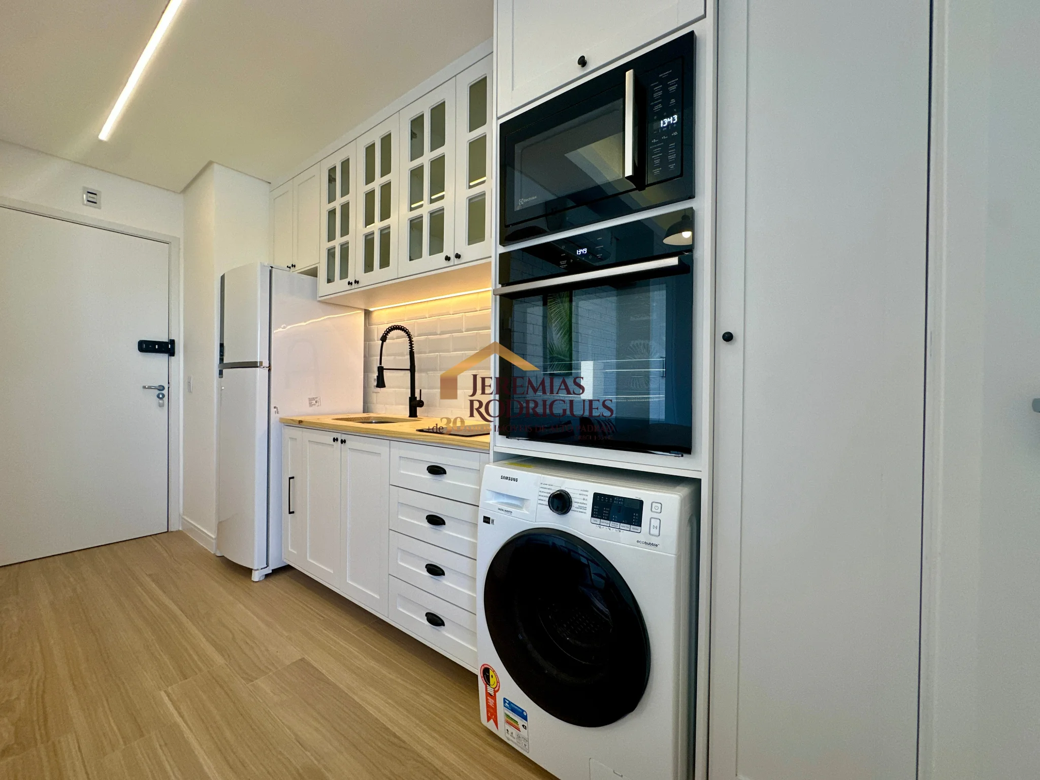 Loft mobiliado para locação no Condomínio Spot Residences em Taubaté/SP. — foto 14