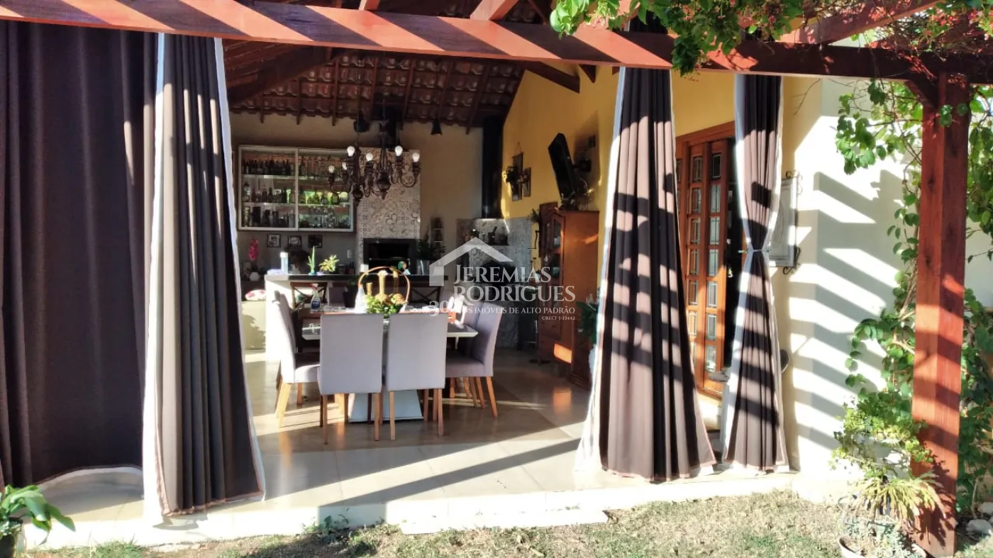 Casa com 3 dormitórios, 300 m² - Condomínio Chácara São Felix - Taubaté/SP