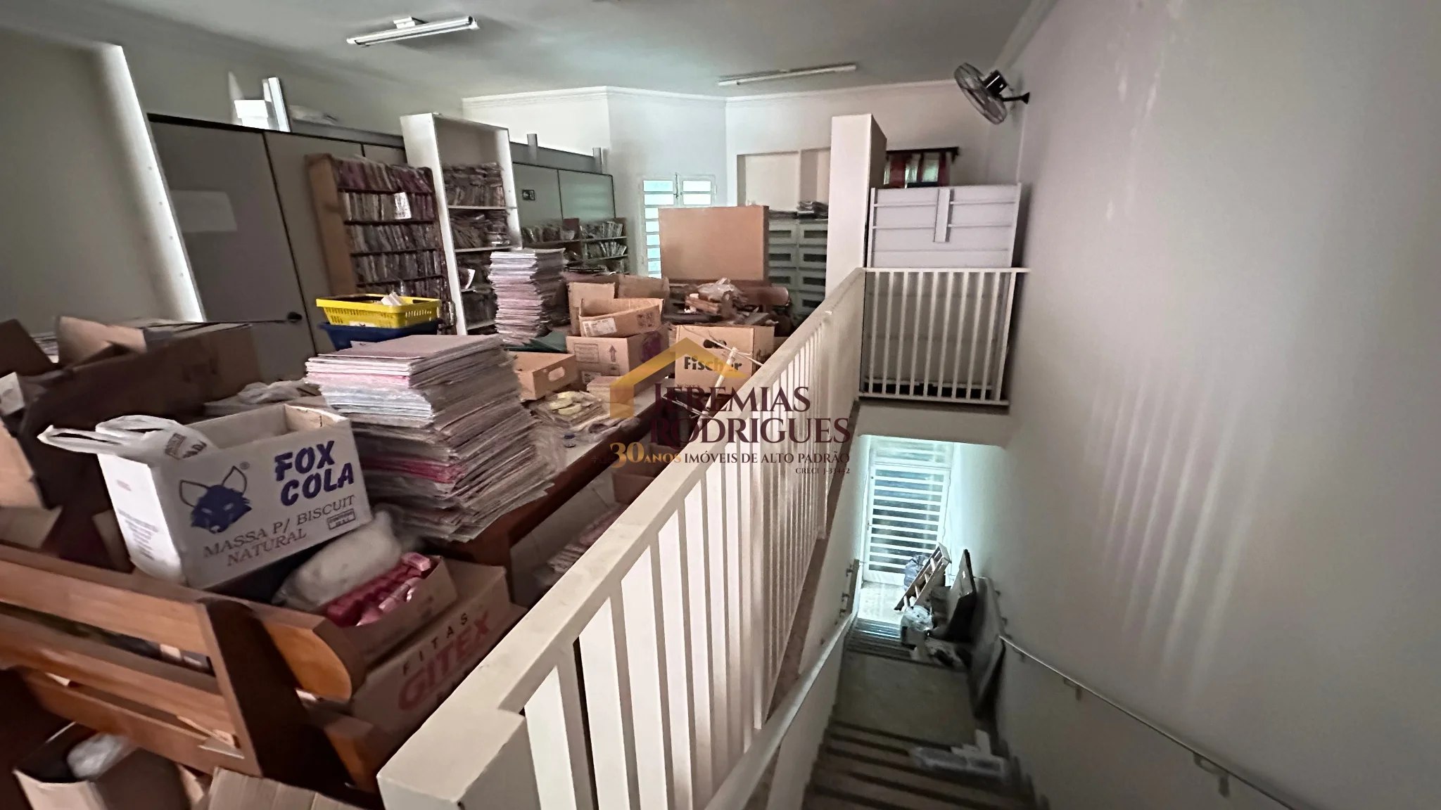 Ponto comercial para locação no Centro em Pindamonhangaba/SP. — foto 4