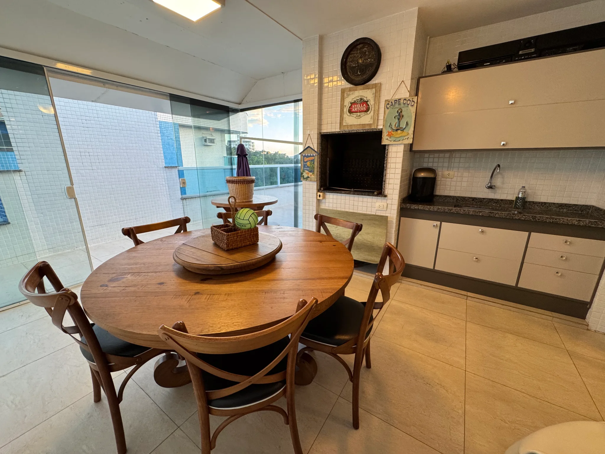 Cobertura à venda com 3 suítes no Condomínio Polignano A Maré em Ubatuba/SP.  