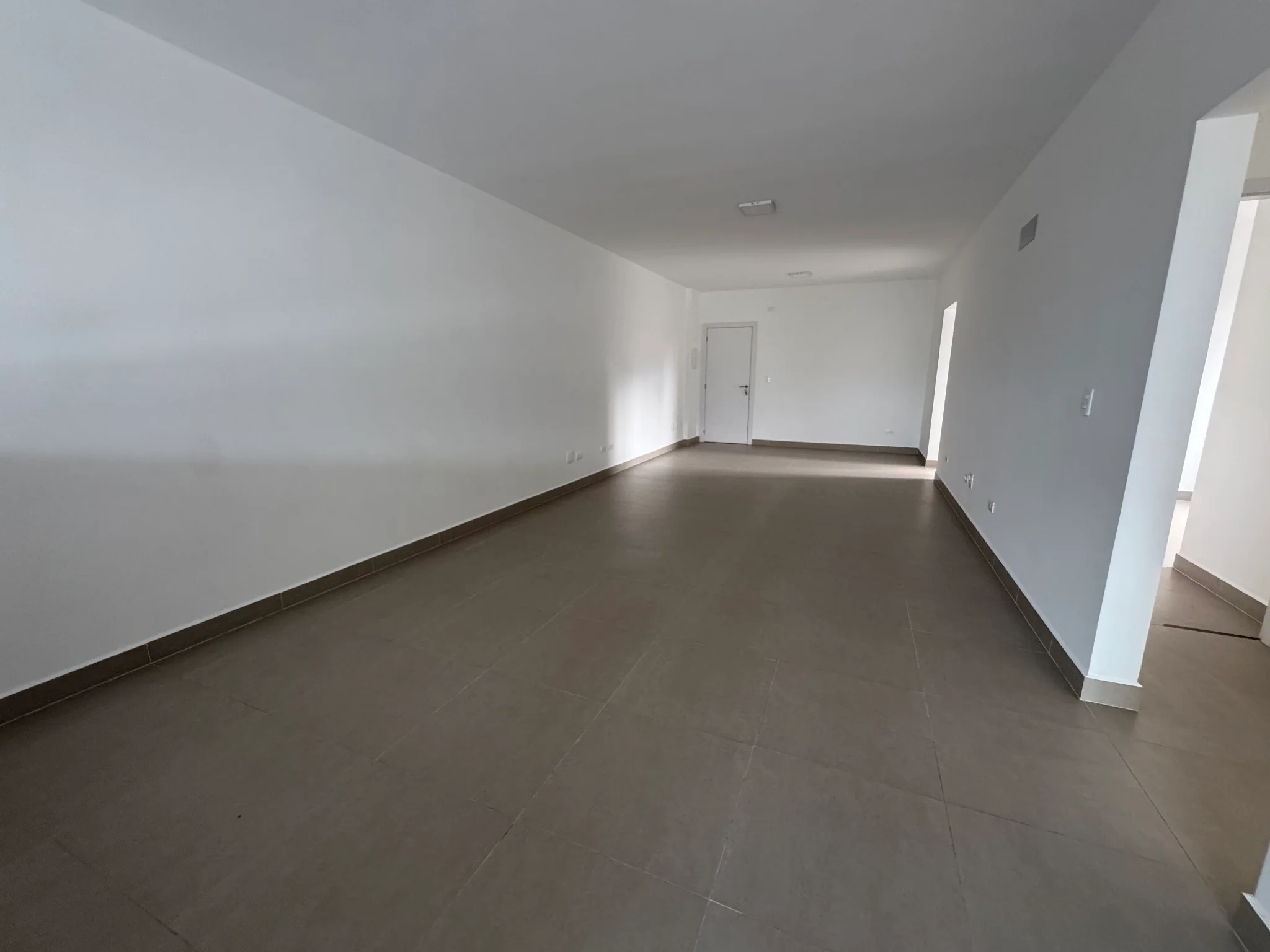 Apartamento à venda com 3 dormitórios, 127 m² no Edifício Eduarda em Ubatuba/SP. 