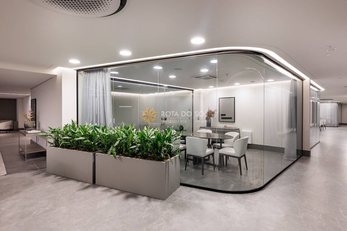 Yachthouse Apartamento Alto Padrão 4 Suítes no Centro de Balneário Camboriú SC