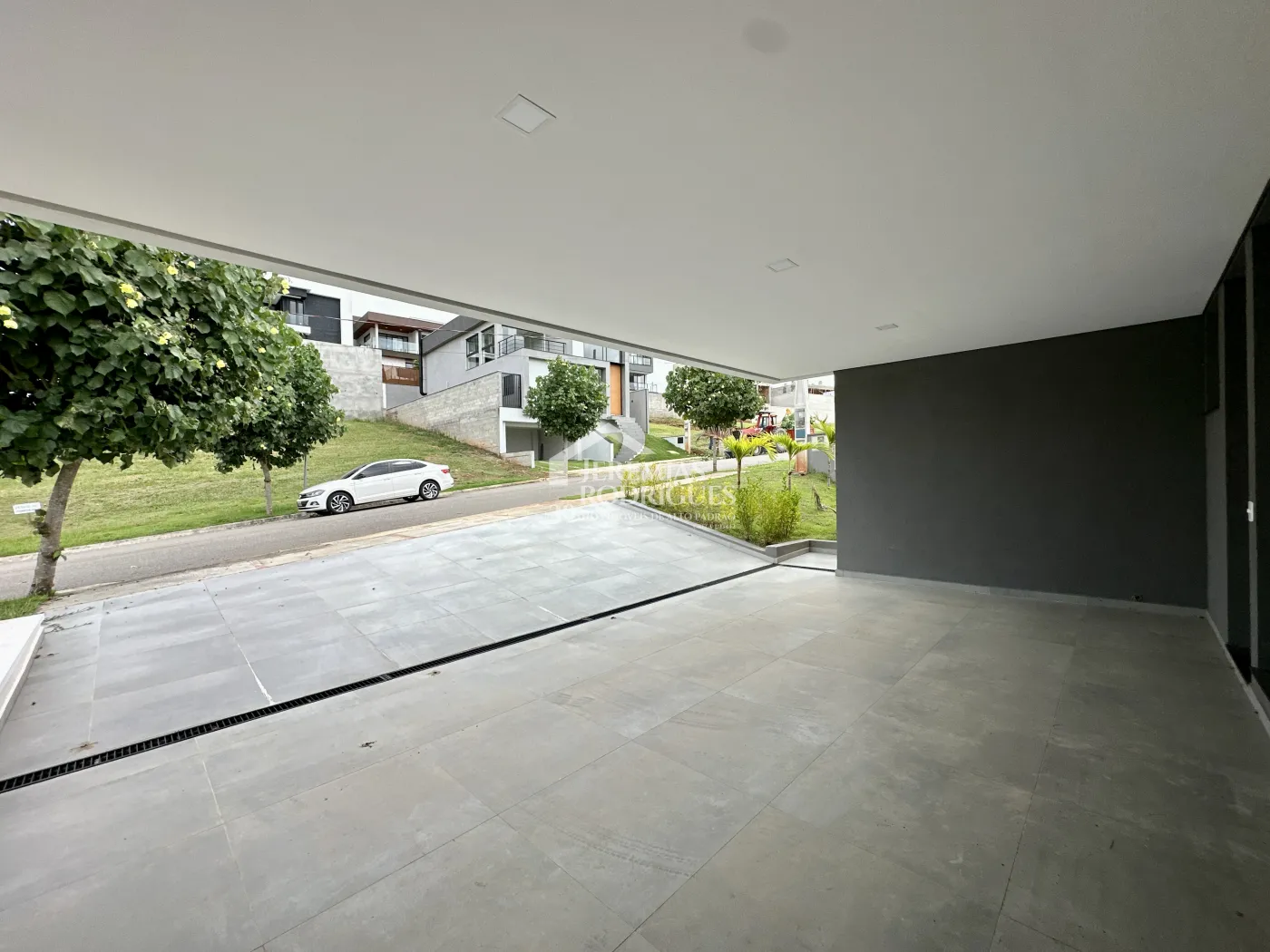 Casa para venda e locação com 3 suítes no Condomínio Cyrela Landscape em Taubaté/SP.