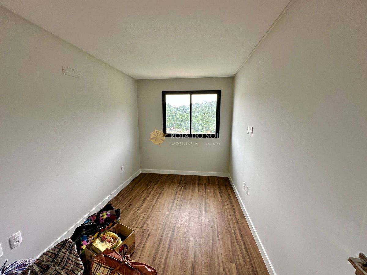 Villeneuve apartamento com 2 quartos e 1 vaga em Itapema