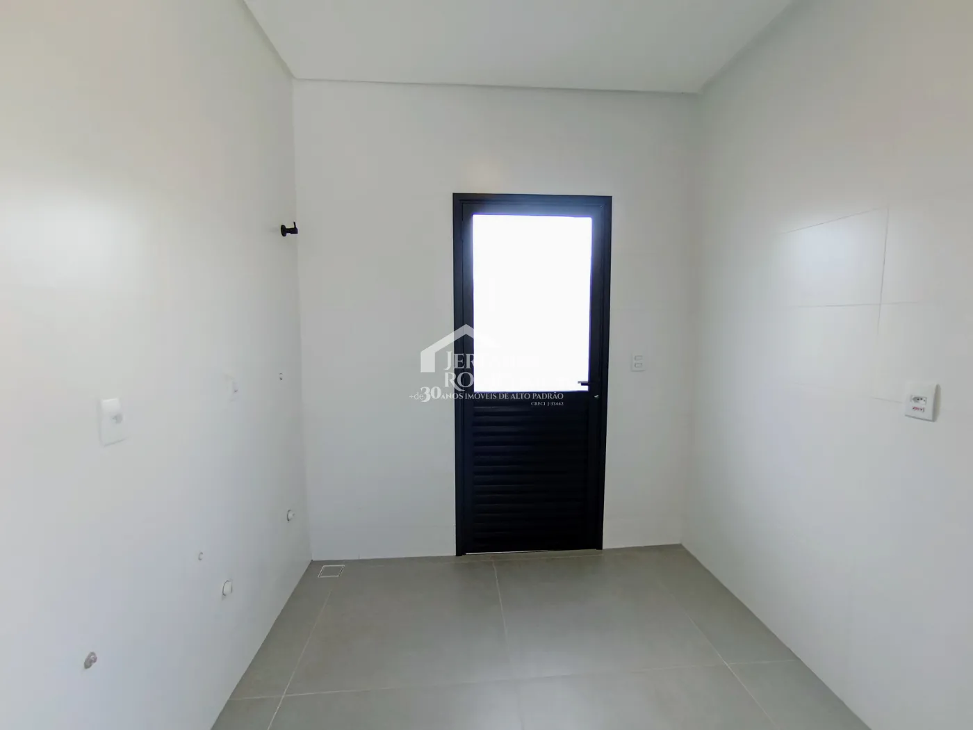 Casa para venda com 4 dormitórios no Condomínio Village Splendore em Pindamonhangaba/SP
