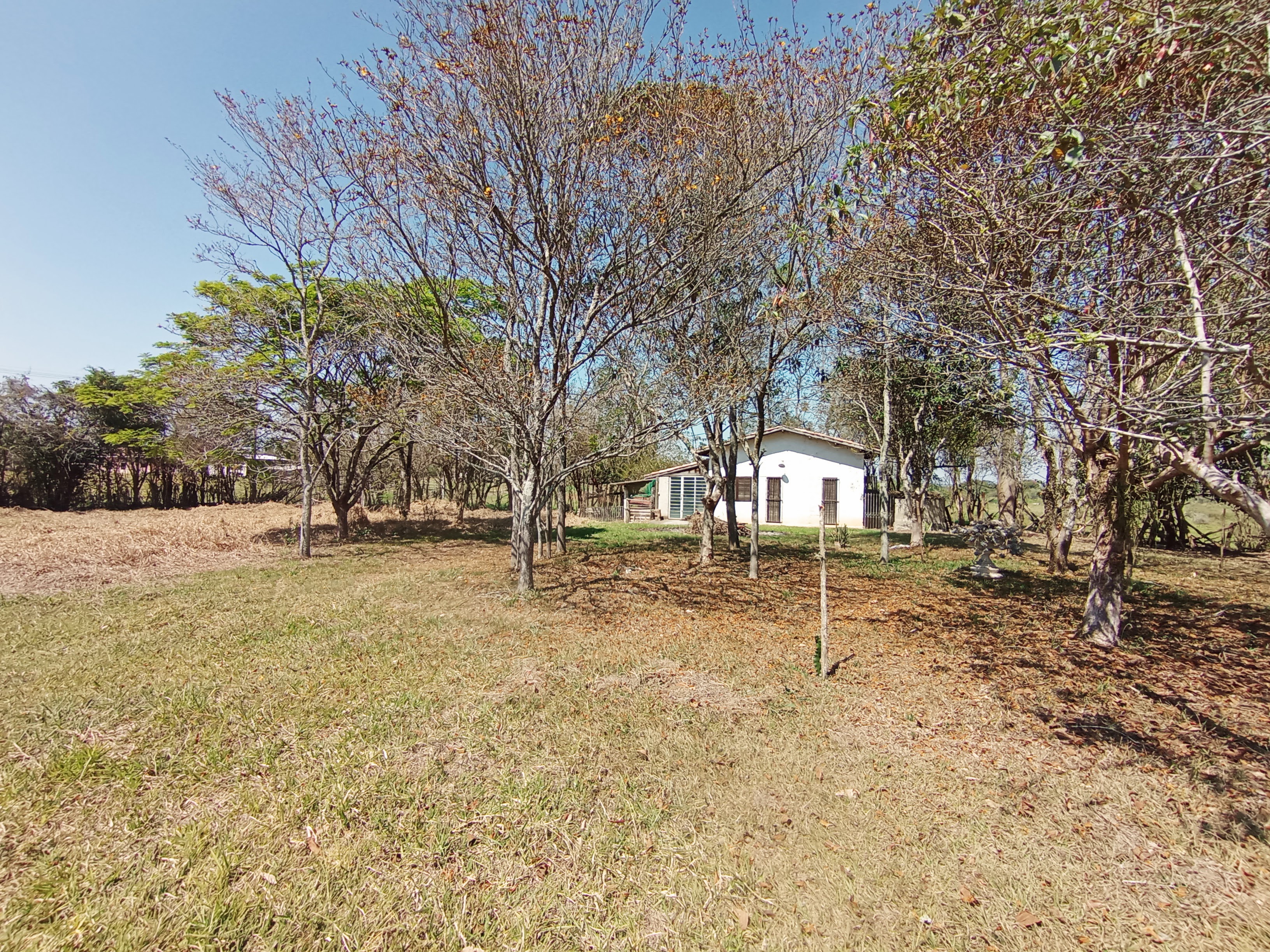 Sítio à venda com 24.000 m² no bairro Mandú em Pindamonhangaba/SP.