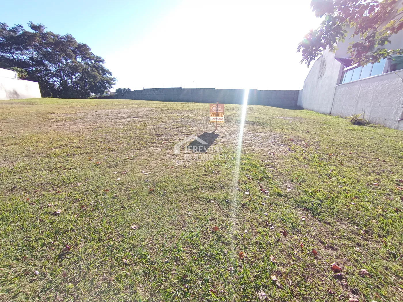 Terreno à venda com 448 m² no Condomínio Campos do Conde II - Chambord em Tremembé/SP