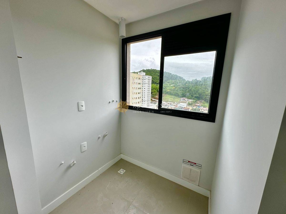 Villeneuve apartamento com 2 quartos e 1 vaga em Itapema