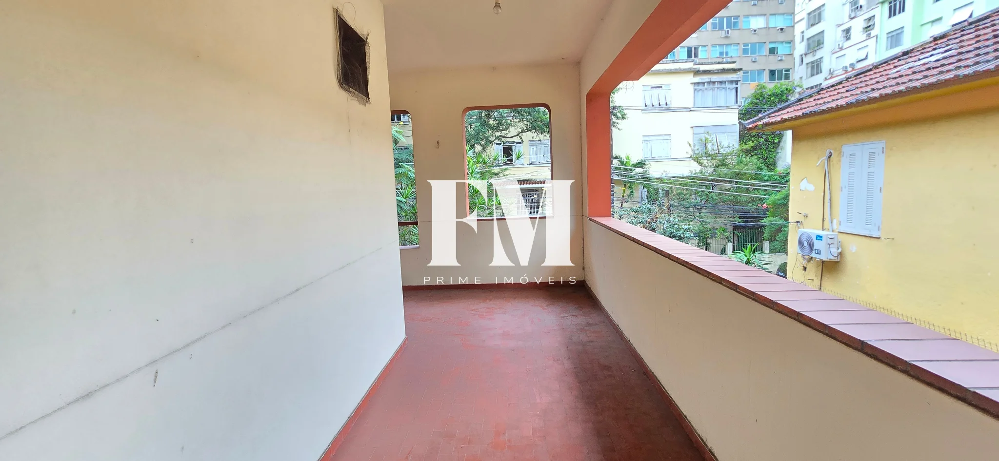 Residência Exclusiva em Centro de Terreno em Laranjeiras - foto 44