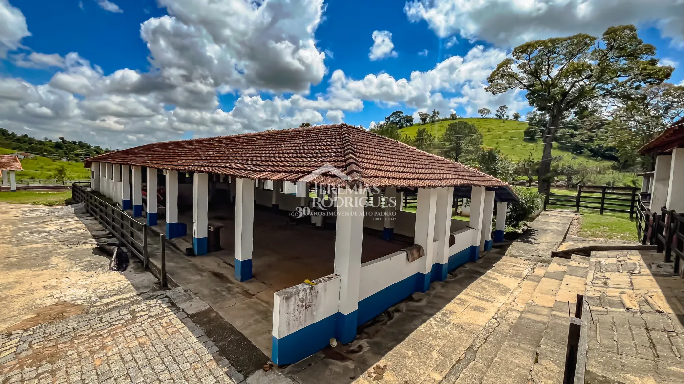 Fazenda com 2.808.000 m² - Caçapava/SP