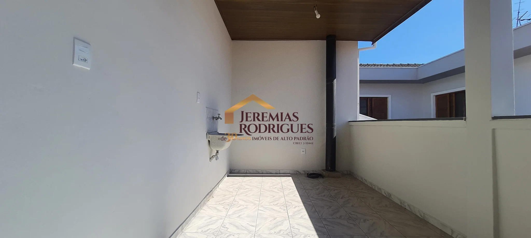 Casa á venda no Bairro Jardim Russi em Taubaté/SP. — foto 27