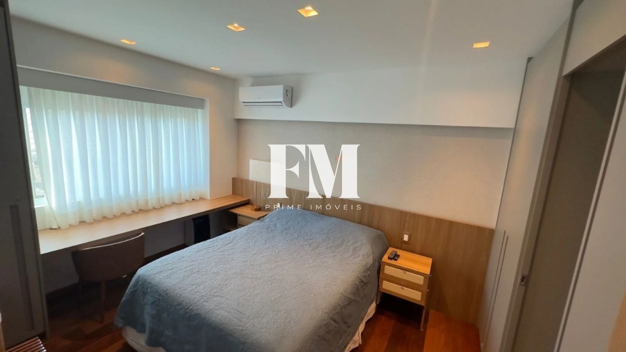 Leblon | 2 Quartos (1 Suíte) | 84m² Finamente Decorado com Serviços, Lazer e 2 Vagas - foto 9