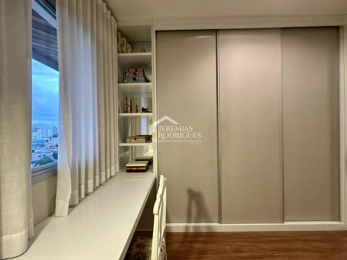 Apartamento com 2 dormitórios, 171 m² - Edifício Solar dos Juritis - Taubaté/SP.