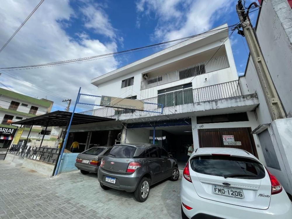 Casa para alugar por R$ 6.500,00 - Taubaté/SP
