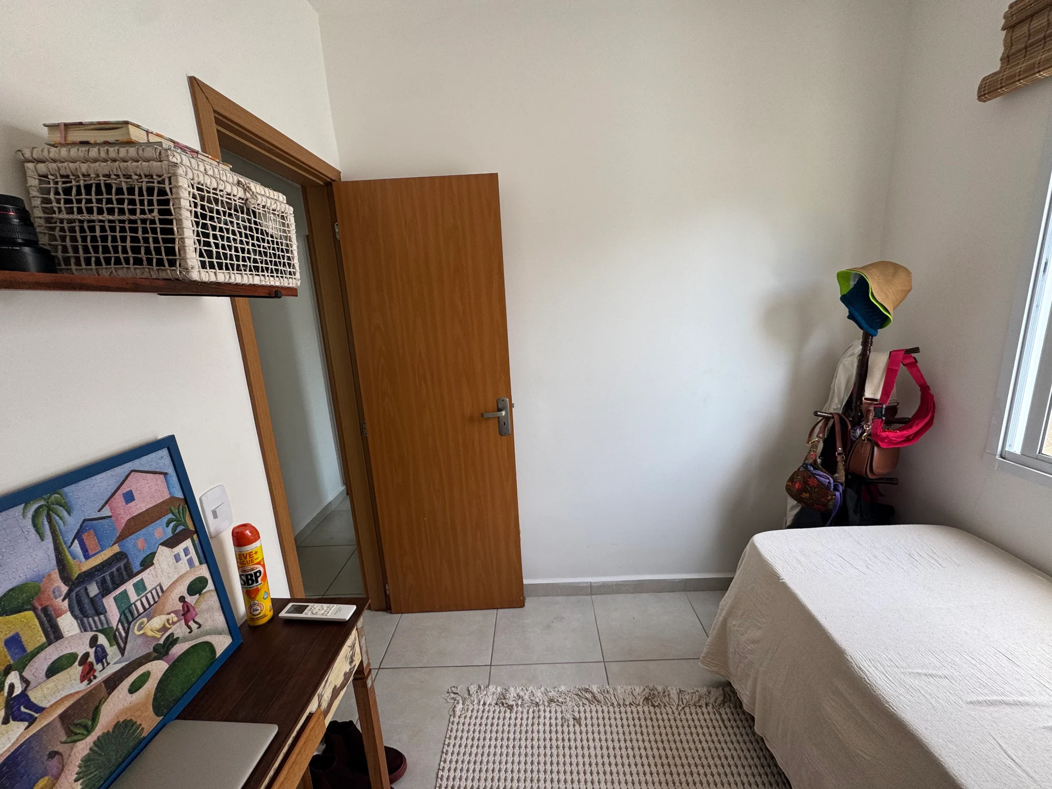 Apartamento à venda com 3 dormitórios no Condomínio Jardim das Palmeiras em Ubatuba/SP. 