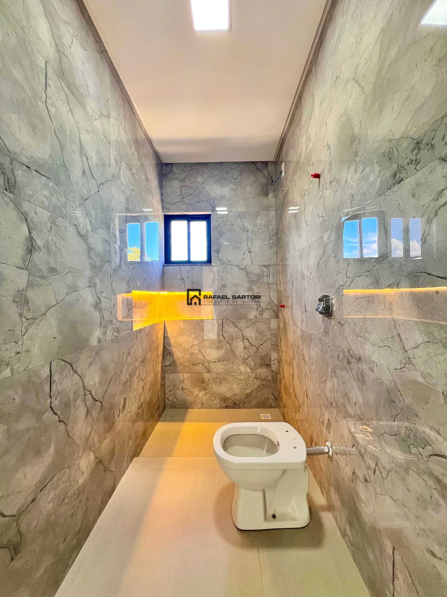 GEMINADO AMPLO COM 03 QUARTOS — foto 7