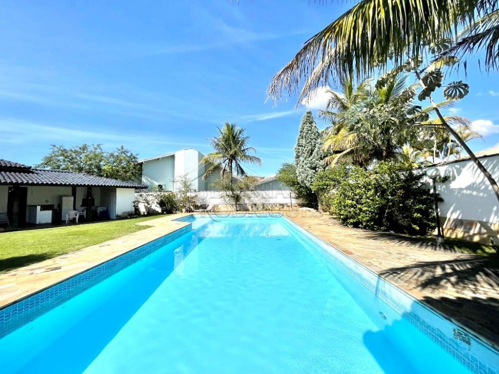 Casa à venda por R$ 2.000.000,00 - Tremembé/SP