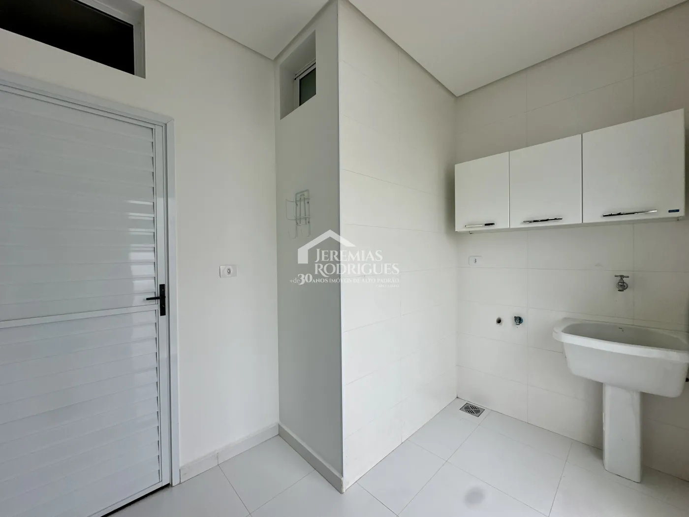 Casa com 3 dormitórios, 237 m² - Campos do Conde Chamboard - Tremembé/SP.