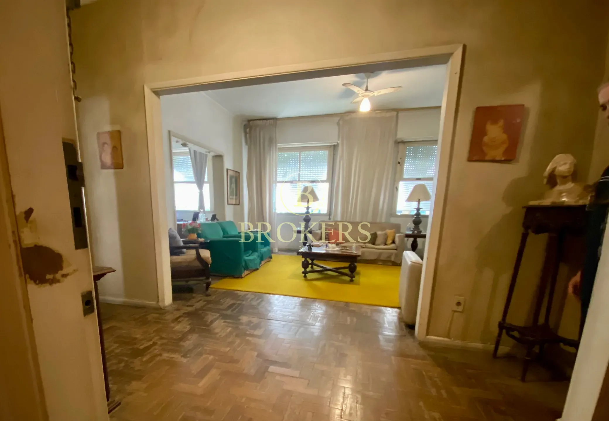 Imponente apartamento  com 240m², Sala em 2 ambientes, 4 quartos, localização estratégica a passos — foto 3