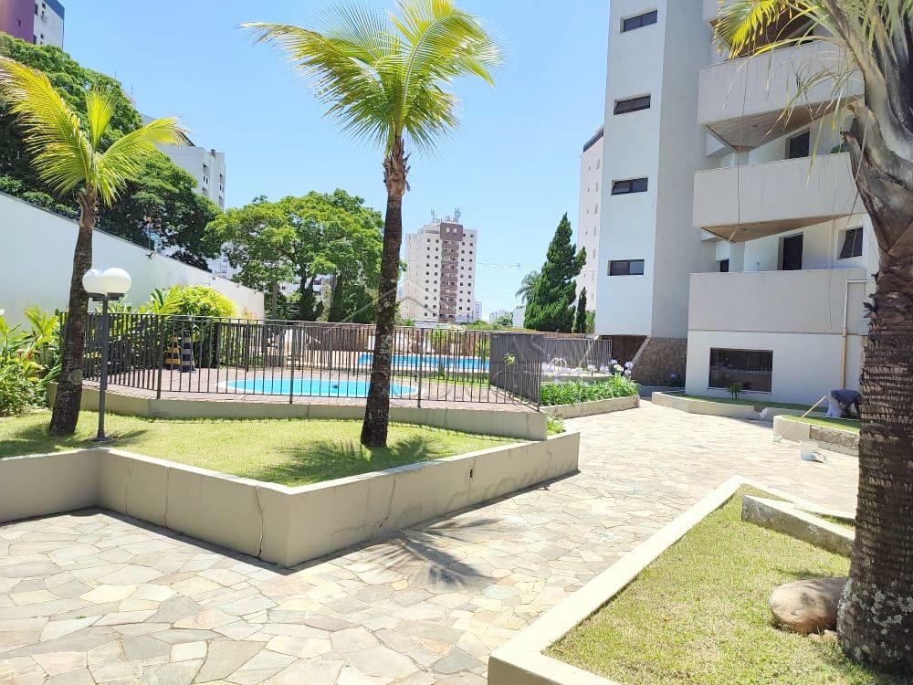 Apartamento para locação com 3 dormitórios, 256 m² no Edifício Plaza Alta em Taubaté/SP.
